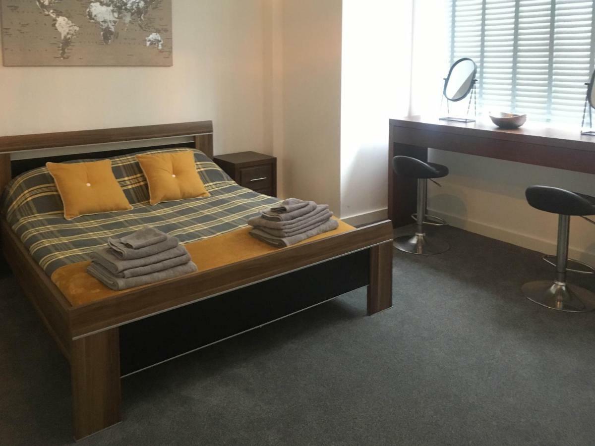 Luxury 1 Bed Apartment In City Centre With Parking Chester Dış mekan fotoğraf