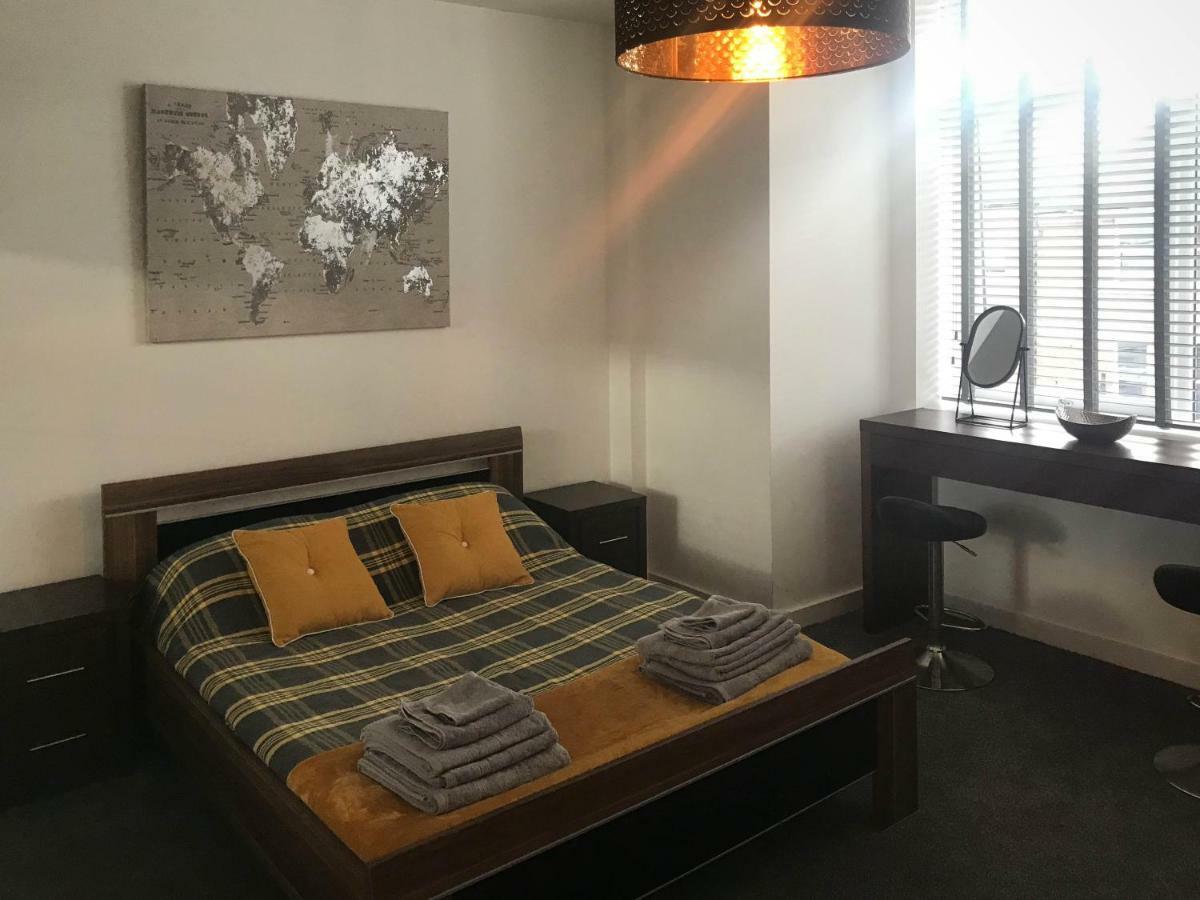 Luxury 1 Bed Apartment In City Centre With Parking Chester Dış mekan fotoğraf